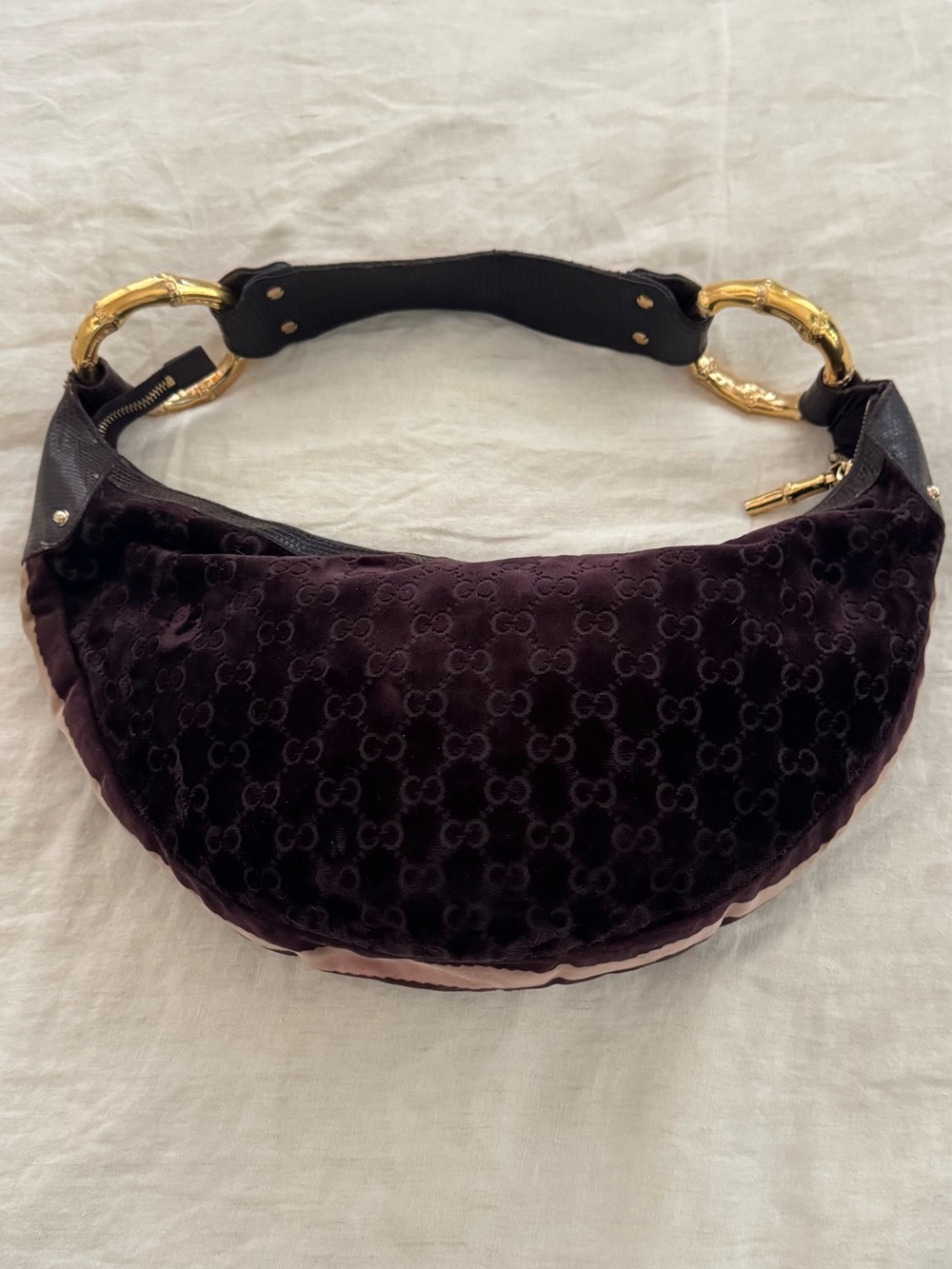 Authentic Vintage Gucci GG Velvet Bamboo Ring Hobo Bag – Rare Plum Velvet